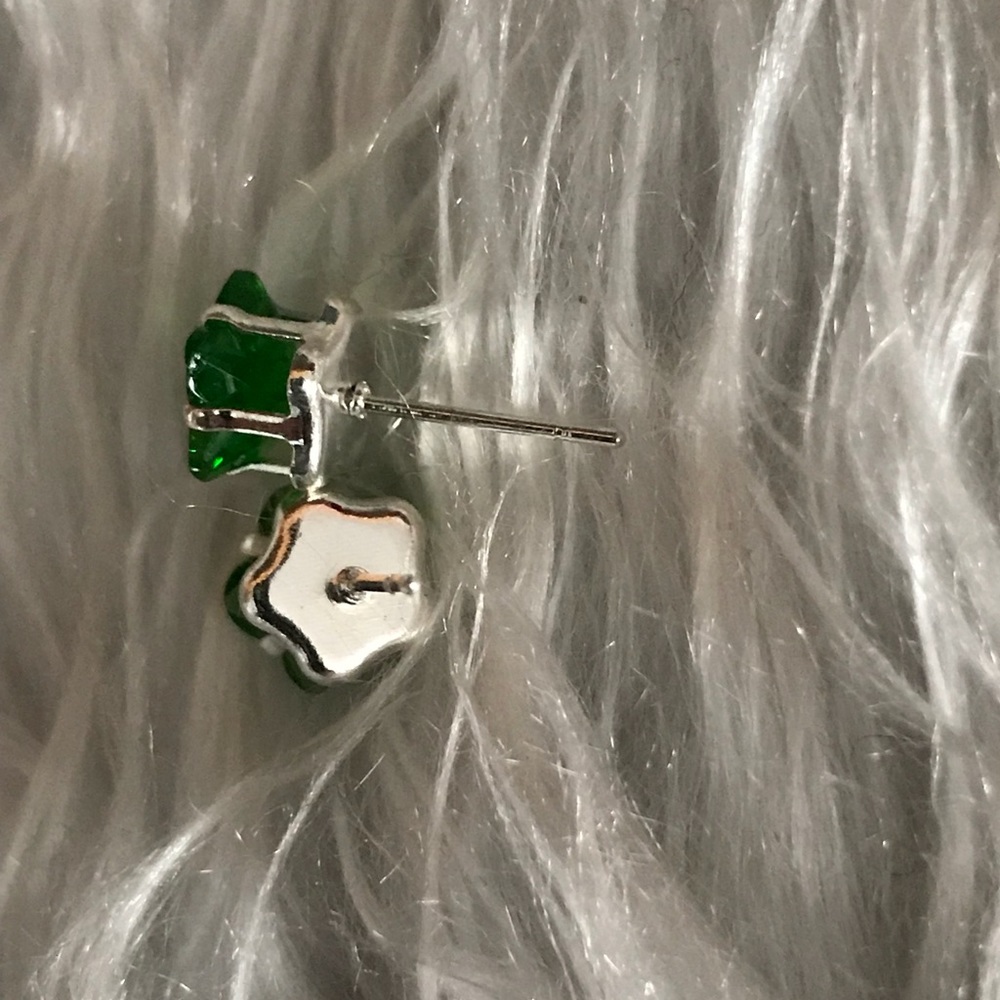 925 Sterling Silver Green Flower Crystal earrings - Picture 4 of 4